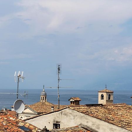 Lapiccolina Apartment Desenzano del Garda Luaran gambar